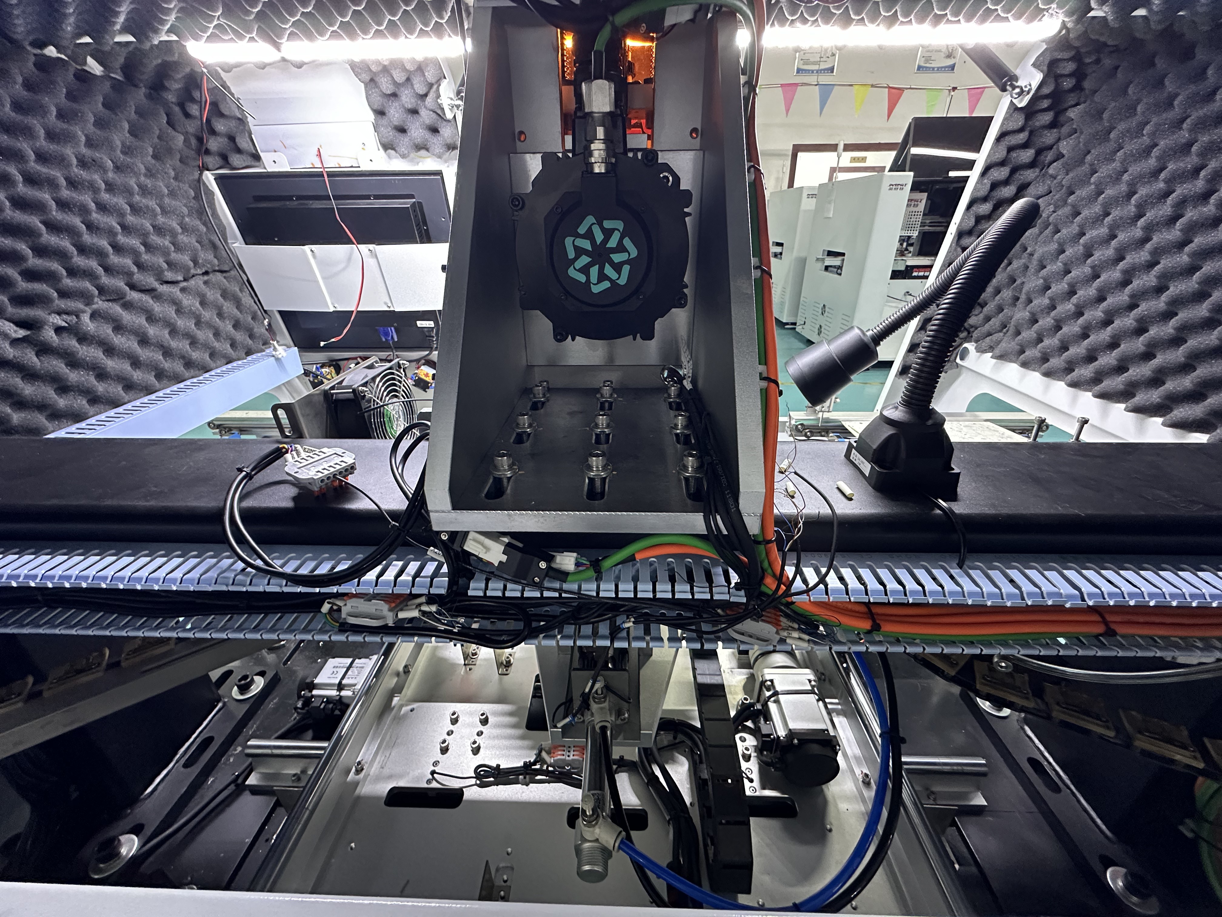 S3000 radial insertion machine rear insertion assembly